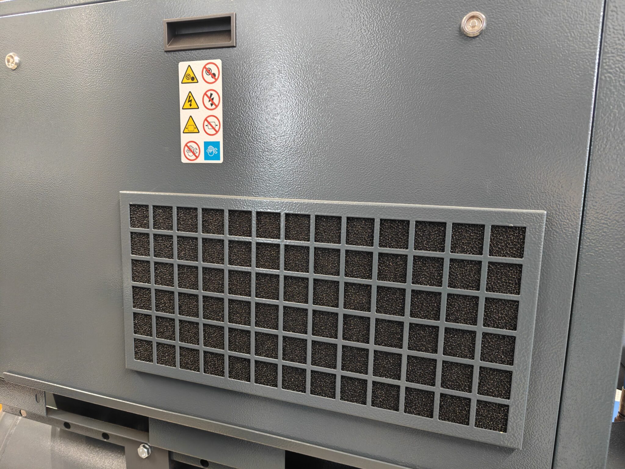 KTC – BCT P7 – Schroefcompressor met droger 7,5kW – 400V, foto 5 van 5